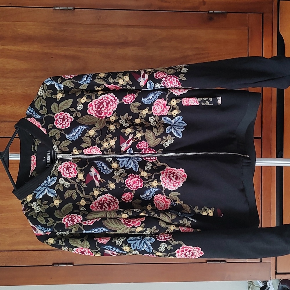 Floral bomber type jacket